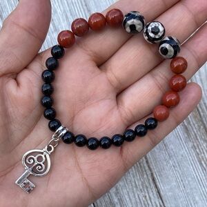 DZI Tibetan Agate, Red Jasper & Tourmaline Stretch Bracelet 7.5" With Key Charm